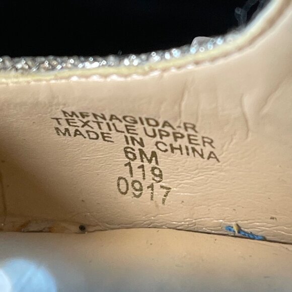 Marc Fisher Nagida Silver Sparkly Heels Women 6M Pointed Toe Stiletto Dress Shoe - Picture 12 of 16